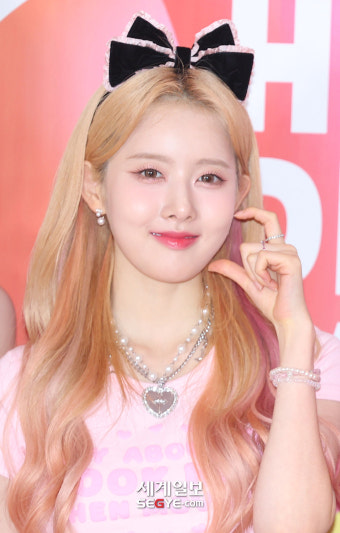 [포토] 스테이씨 시은 '너무 사랑스러워'