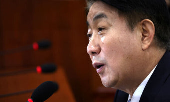 이동관 “KBS, 정파적 보도 쏟아내는 시스템 먼저 교정”