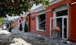 주말 종교행사 중 도심 미사일 피격… 우크라 사상자 150명 넘어