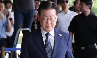 ‘쌍방울 대북 송금’ 이재명 피의자 전환… 검찰, 제3자 뇌물 혐의로 두 번째 입건