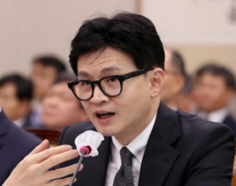 ‘예산 삭감 기대’ 박용진에…한동훈 “대단히 후진 갑질”