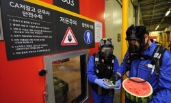 사과 한 달 지나도 아삭∼ “농산물 노화 늦추는 저장법이 비결” [밀착취재]