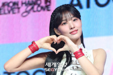 [포토] 지니 사랑스러운 손하트