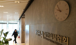 정부·의협, ‘의대 증원 논의’ 주체 놓고 갈등 예고