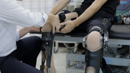 포스코1%나눔재단, 상이유공자에 ‘새 삶’ 선물…“의수·의족·휠체어 등 지원”