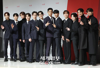[포토] 세븐틴 '나나투어 기대하세요!'
