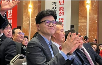한동훈 “국회의원 50명 정도 줄이는 법, 가장 먼저 발의하고 통과시키겠다”