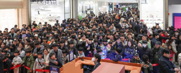 “임팩트 오아시스” 스타필드 수원 주말 역대급 인파