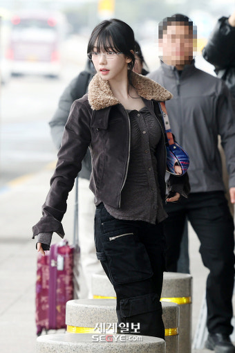 [포토] 에스파 카리나 '시크한 공항 패션'