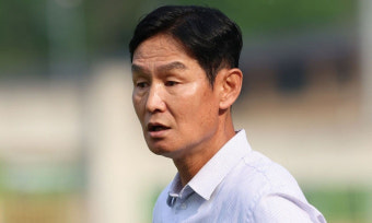 '독이 든 성배' 들 사령탑은 누구?…신임 전력강화위원장에 정해성