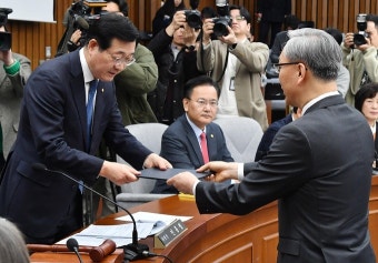 [포토] 엄상필 대법관 후보자 인사청문회