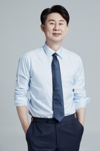 남희석, ‘전국 노래자랑’ 첫 녹화 마쳐…“故송해, 김신영 누 되지 않을 것”
