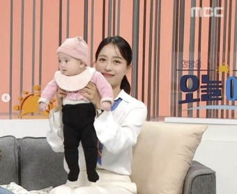 생후 170일 딸 안고 방송한 임현주 MBC 아나운서 “‘웬 아기야’ 하고 놀라셨죠”