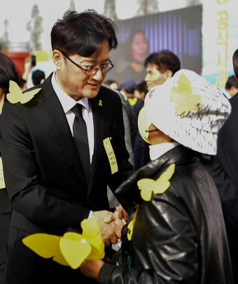 홍익표 “윤 대통령 ‘세월호 10주기 기억식’ 불참…매우 유감스럽다”