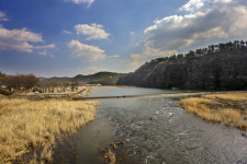 물 따라 봄 따라 4월에 걷기 좋은 길 [최현태 기자의 여행홀릭]