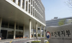 “전국 경로당 6만9000곳, 5월 1일부터 주5일 식사 제공 추진” [오늘의 정책 이슈]