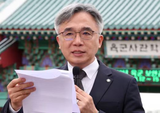 윤석열 전 대통령, 김건희 특검에 변호인 선임계 제출 시도