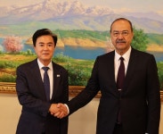 중앙아시아 순방 김태흠 충남지사 우즈벡 총리 깜짝 초청받고 환담