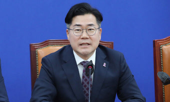 여야 원내대표 ‘소통’ 외쳤지만… 특검·원구성 협상 평행선