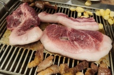 “비계 많은 흑돼지 등급판정 개선해야”…제주도 “도체 등급판정 기준 백돼지와 구분 등 건의”