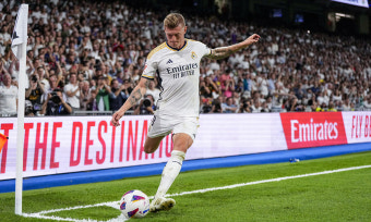 은퇴하는 ‘교수님’ 크로스·팀 떠나는 ‘로맨티스트’ 로이스… UCL 우승컵 누가 들어도 ‘낭만’이다