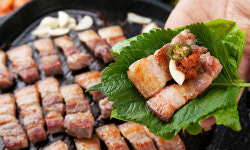 이젠 삼겹살에 소주는 사치?…1인분 2만원 된 ‘금겹살’ [뉴스+]