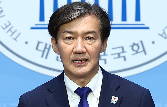 윤석열 대통령의 비상계엄 실패로 한국 정치 불확실성 증폭, CNN 보도
