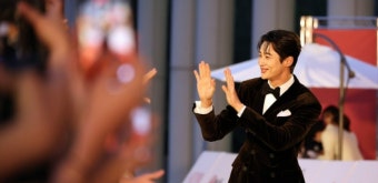 “연예인이 벼슬인가요”…인천공항공사, ‘변우석 경호업체’ 고발 검토하나?