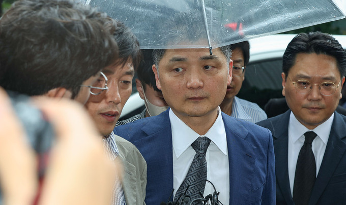 카카오 김범수, SM 인수 과정 시세조종 의혹 구속심사 법원 출석