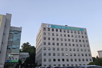 휘문고 감독 감봉 논란, 서울교육청과 휘문고 대립 심화