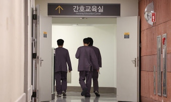 간호법 제정 속도… 간협 “환영” vs 의협 “무면허 의료”
