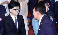 끝내 두쪽 난 8.15 경축식… ‘불참’ 이종찬 광복회장 피로 쓴 역사, 혀로 논하는 역사로 못 덮어