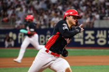 31호를 만루포로…‘최연소, 최소 경기 30-30’ KIA 김도영, 40-40까지 갈 수 있을까