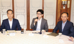 한동훈 “당정회의, 민생 컨트롤타워 기능하도록 최선”