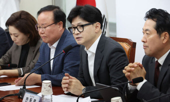 한동훈 “2026년 의대 증원 유예하자”…대통령실은 거부