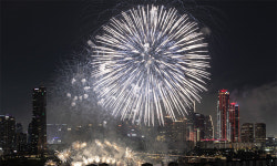 “불꽃축제 명당 40만원”…‘황당’ 가격 신고하세요 [뉴스+]
