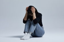 “당신의 정신건강도 중요합니다”…우울증 늘지만 정신건강 검진 안 받는 사람들 [건강+]