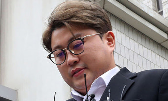 ‘음주 뺑소니’ 김호중, 오늘 1심 선고…실형 받을까