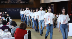 [포토] 설영희 디자이너 24W/25S 살롱 패션쇼