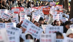 尹, 한국의 GDP 킬러…국민이 할부로 갚아야 [뉴스+]