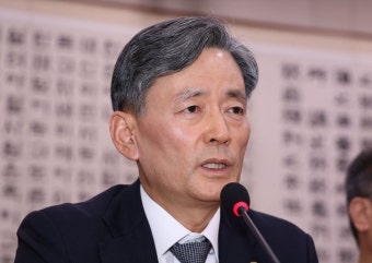 ‘거짓’ 들통난 경찰청장, 구속위기 속 병원行