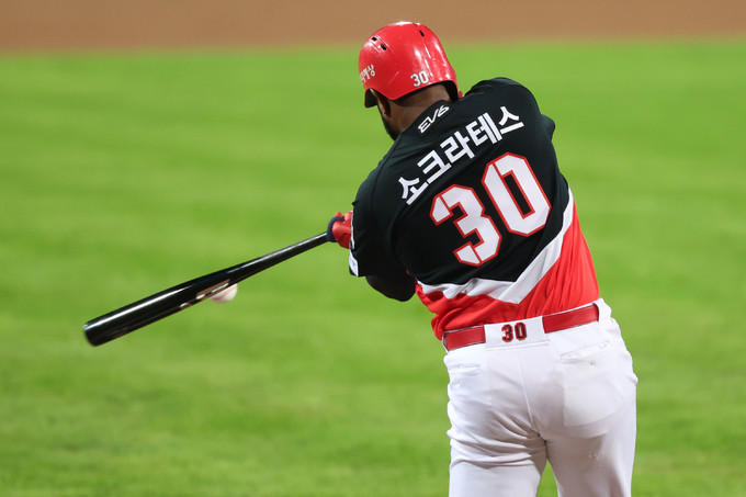 KIA 타이거즈, MLB 출신 외국인 타자 패트릭 위즈덤 영입... 소크라테스 대신 화력 재편 완료!