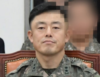 [속보] 공조본, ‘롯데리아 계엄회동’ 문상호 정보사령관 구속영장 청구