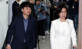 개혁신당, 창당 1주년 맞는 내부 갈등 심화...허은아 대표 사퇴 요구 계속