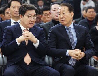 與 “예산 조기집행 뒤 추경 논의” 野 “추경으로 소비 심폐소생해야”