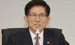 민주 “김문수, 독립운동 역사 왜곡…장관직 사퇴해야”