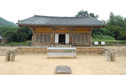 600년 역사 담긴 국보 ‘강진 무위사 극락보전’, 다시 태어난다