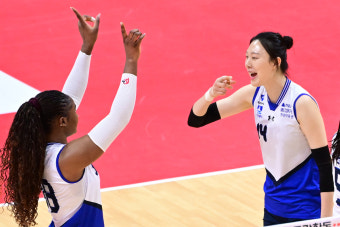 프로배구 V리그 여자부 플레이오프, 정관장 1차전 승리로 챔피언 결정전 확정!
