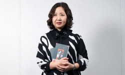 “쉰 넘어 찾은 문인의 길 너무 힘든데 보람차 …겸허히 배우며 쓸 것”
