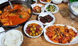 칼칼한 동태탕·포슬한 냄비밥…가득한 사람 냄새는 덤 [김동기 셰프의 한그릇]
